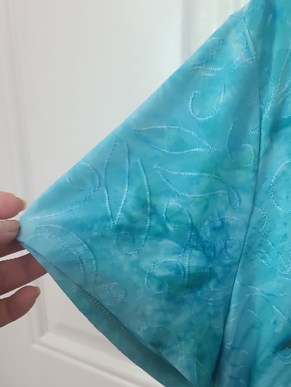 dressbarn Turquoise Floral Scoop Neck Short Sleeve Top - Picture 3 of 6